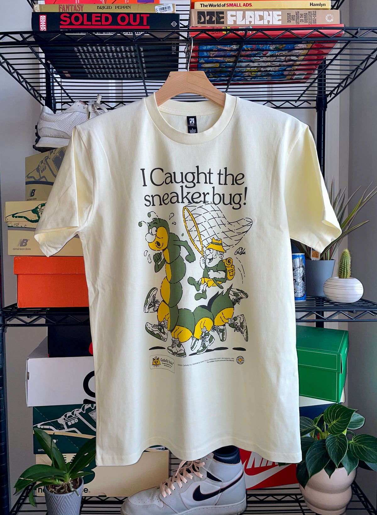 Snicker Bug Sneaker Bug T-Shirt – Catbelly Studios